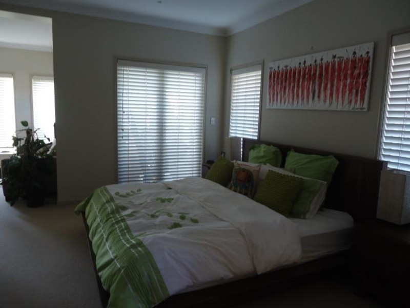 20 Temple Island Circuit, Oxenford QLD 4210