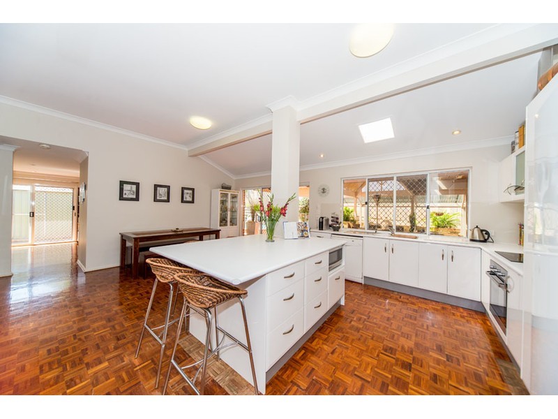 12 Hillgrove Court, Oxenford QLD 4210