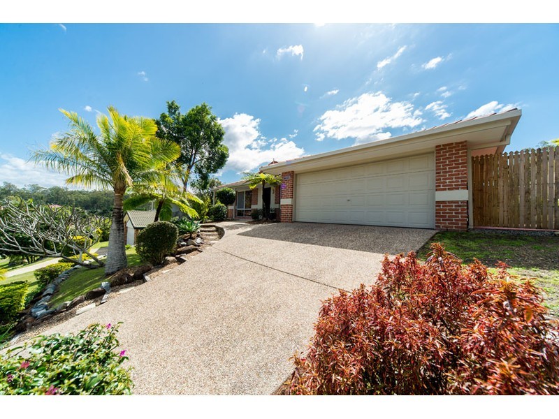12 Hillgrove Court, Oxenford QLD 4210