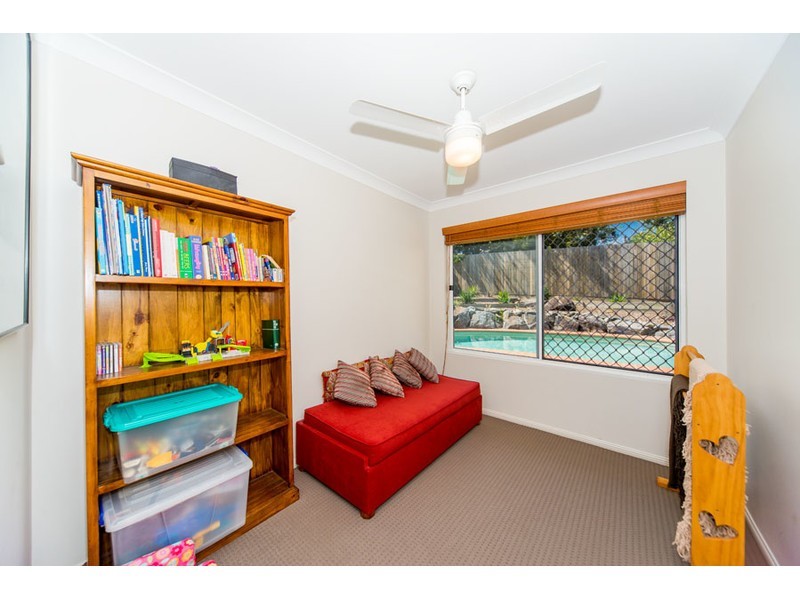 12 Hillgrove Court, Oxenford QLD 4210