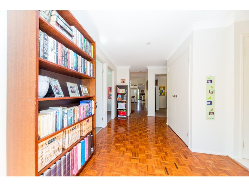 12 Hillgrove Court, Oxenford QLD 4210