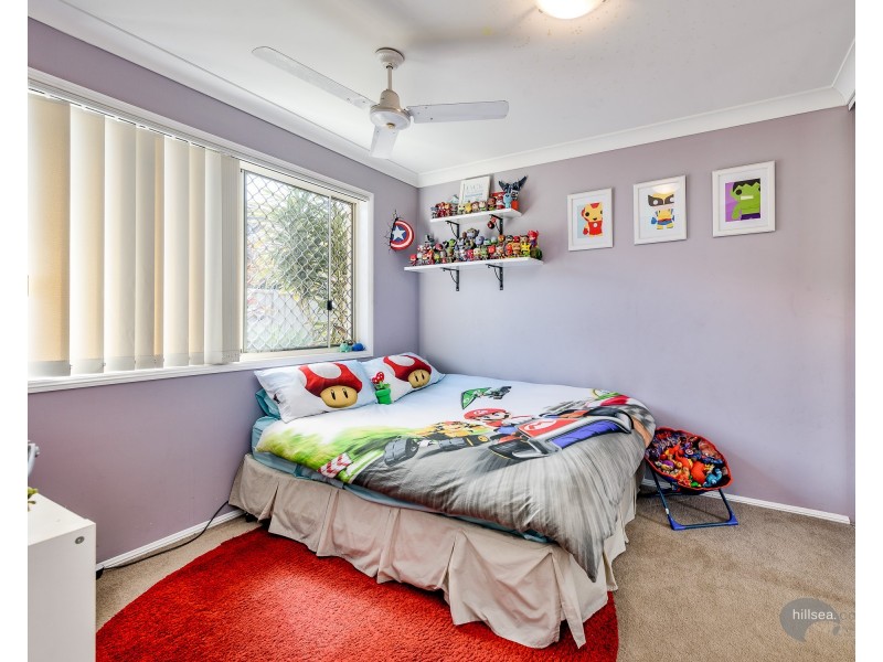 2/11 Tanias Place, Labrador QLD 4215