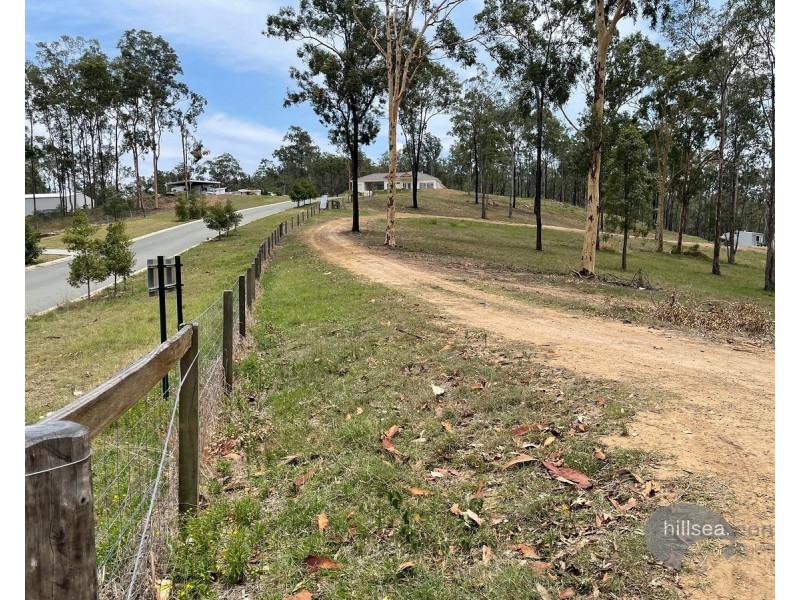 2-18 Navereno Court, Mundoolun QLD 4285