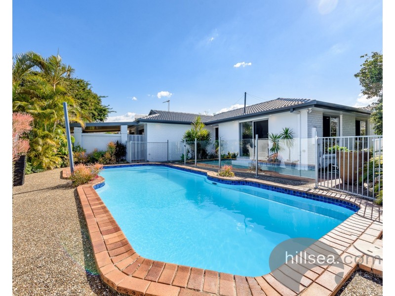 45 Walter Raleigh Cresent, Hollywell QLD 4216