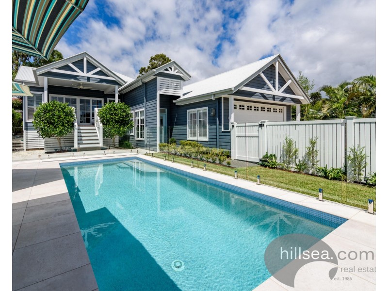 15 Mungala Street, Hope Island QLD 4212