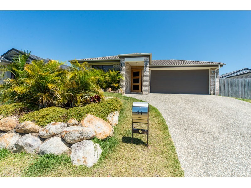 41 Manning Circuit, Pacific Pines QLD 4211