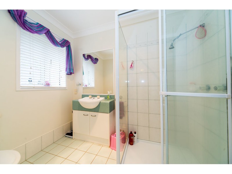 1 Pinedale Street, Oxenford QLD 4210