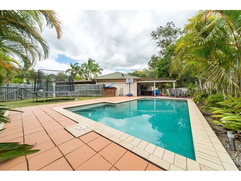 1 Pinedale Street, Oxenford QLD 4210