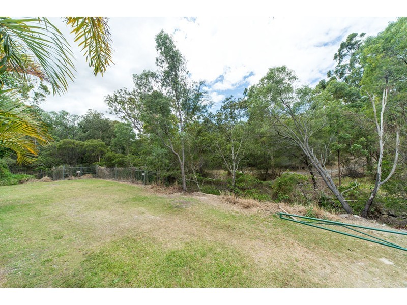 1 Pinedale Street, Oxenford QLD 4210