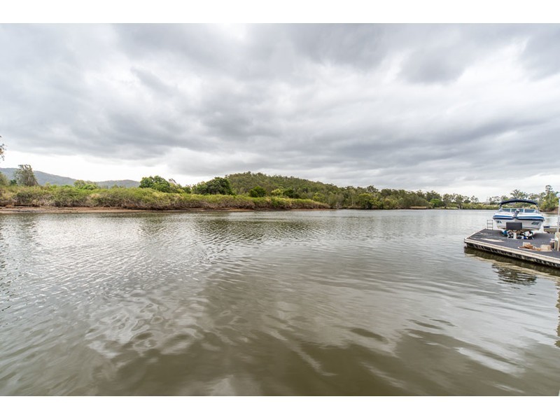 43 Graywillow Boulevard, Oxenford QLD 4210