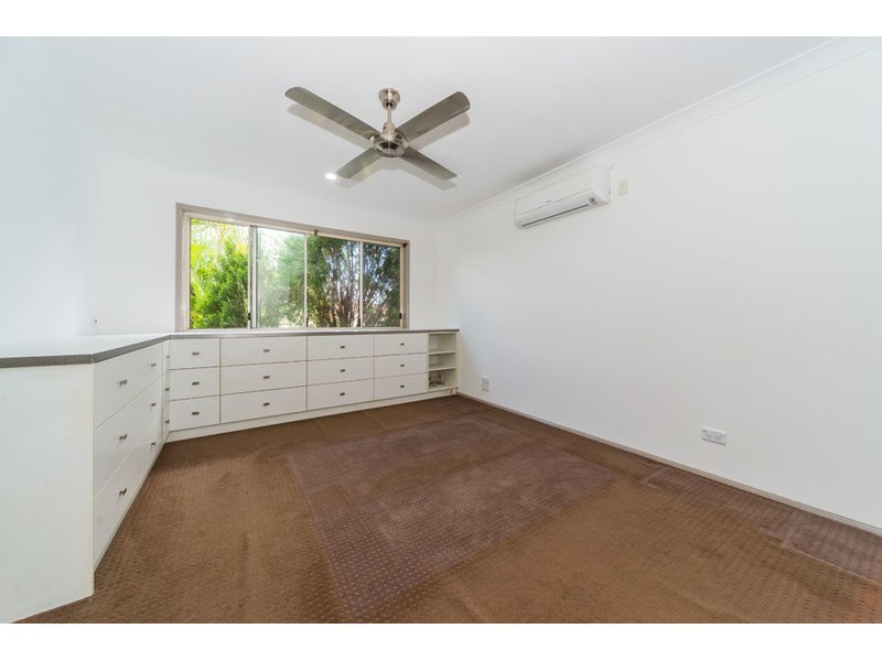 16 Pandora Crescent, Pacific Pines QLD 4211