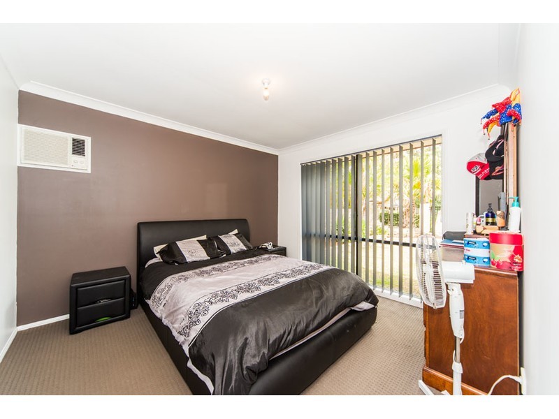 10 Kosrae Street, Pacific Pines QLD 4211