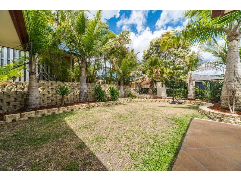 10 Kosrae Street, Pacific Pines QLD 4211