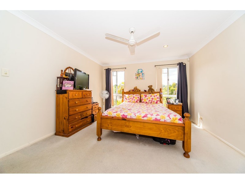 6 Stromlo Court, Pacific Pines QLD 4211