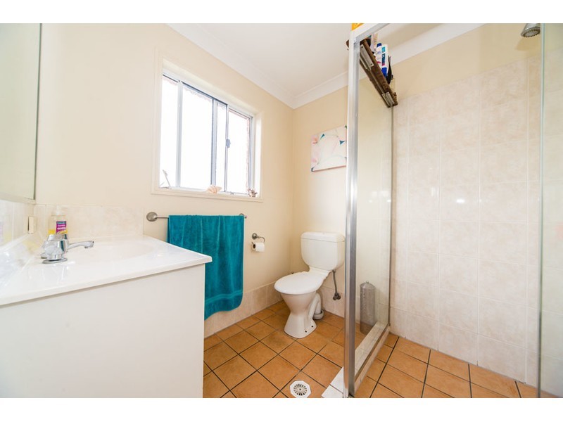 6 Stromlo Court, Pacific Pines QLD 4211