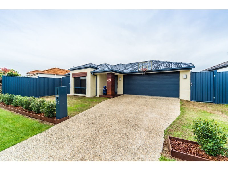 45 Serafina Drive, Helensvale QLD 4212