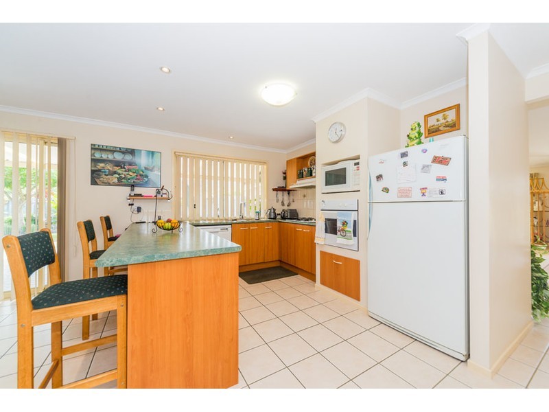 8 Ferricks Court, Upper Coomera QLD 4209