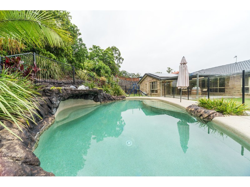 14 Nottinghill Place, Oxenford QLD 4210