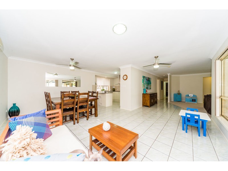 14 Nottinghill Place, Oxenford QLD 4210