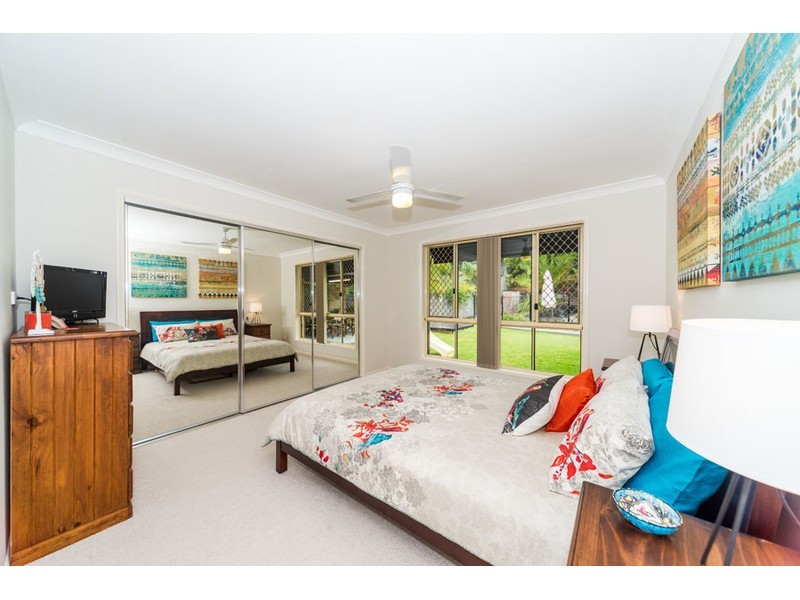 14 Nottinghill Place, Oxenford QLD 4210