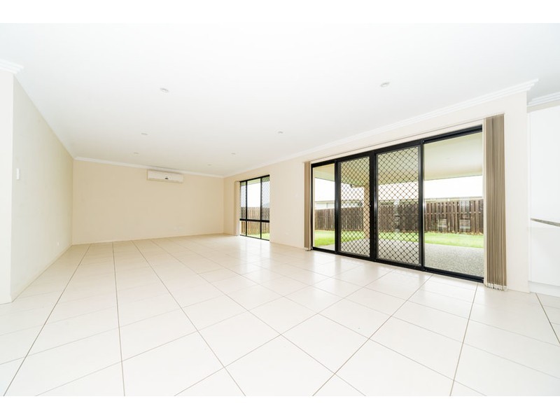23 Azure Way, Coomera QLD 4209
