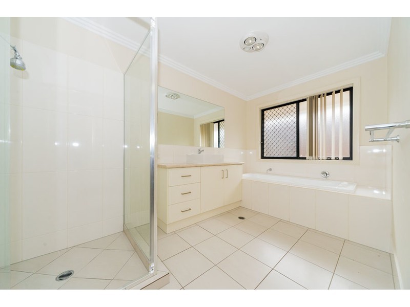 23 Azure Way, Coomera QLD 4209