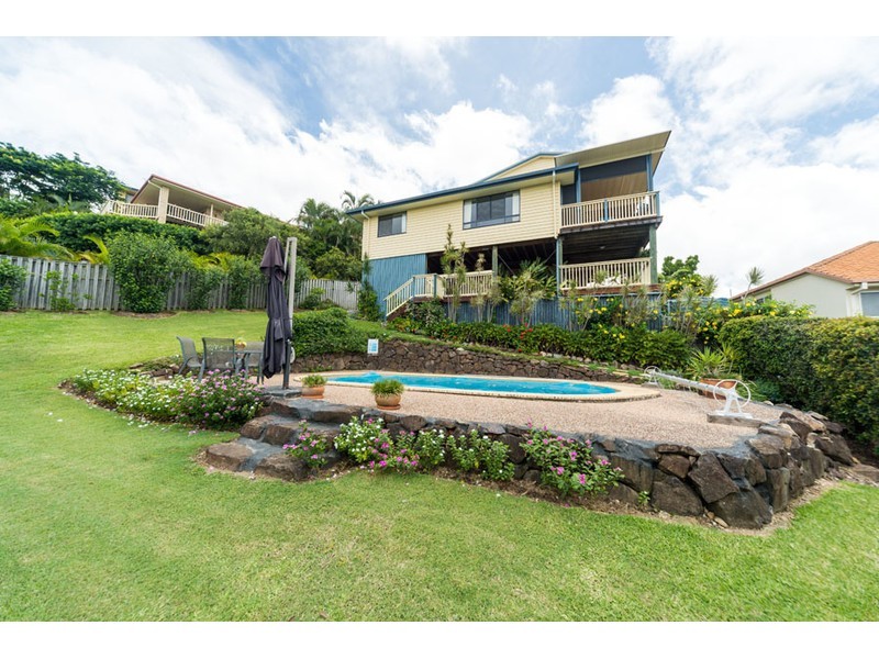 14 Mitaro Rise, Pacific Pines QLD 4211