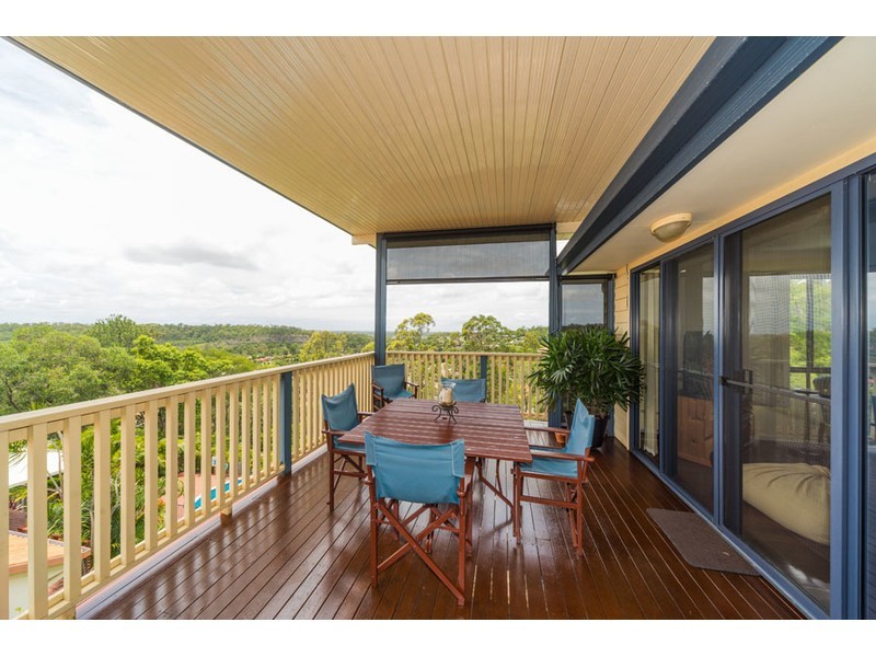 14 Mitaro Rise, Pacific Pines QLD 4211