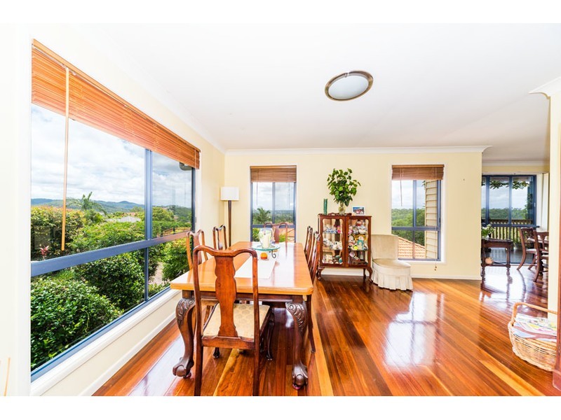 14 Mitaro Rise, Pacific Pines QLD 4211