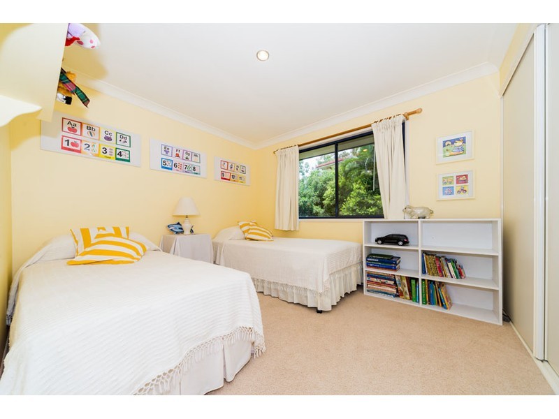 14 Mitaro Rise, Pacific Pines QLD 4211