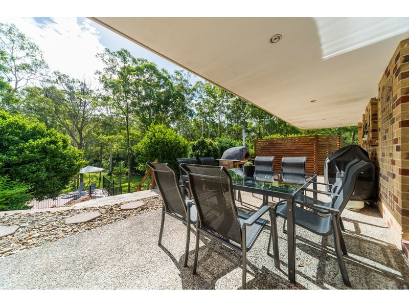 4 Sabina Park Court, Mount Nathan QLD 4211