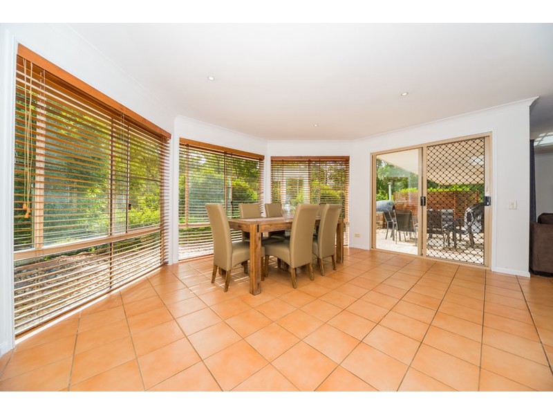 4 Sabina Park Court, Mount Nathan QLD 4211