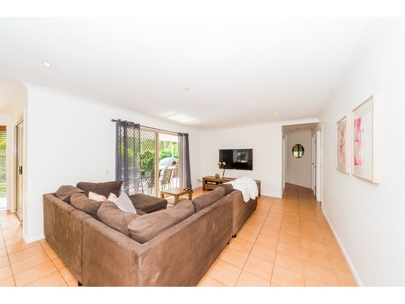 4 Sabina Park Court, Mount Nathan QLD 4211