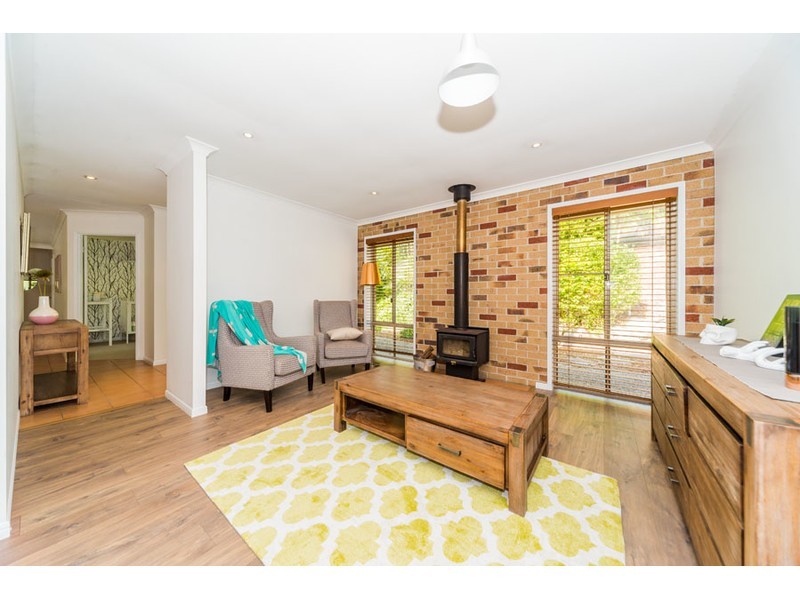 4 Sabina Park Court, Mount Nathan QLD 4211