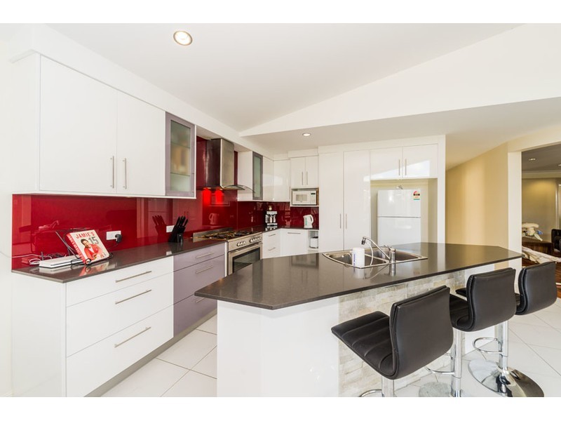 4 Coach Way, Upper Coomera QLD 4209