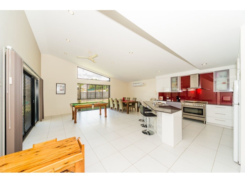 4 Coach Way, Upper Coomera QLD 4209