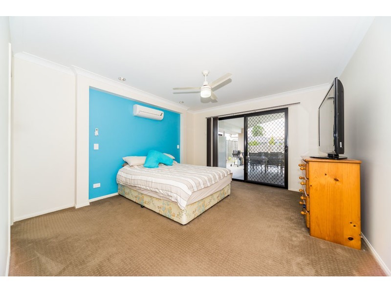 4 Coach Way, Upper Coomera QLD 4209