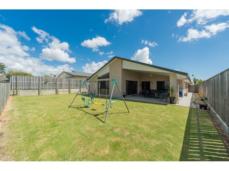 4 Coach Way, Upper Coomera QLD 4209
