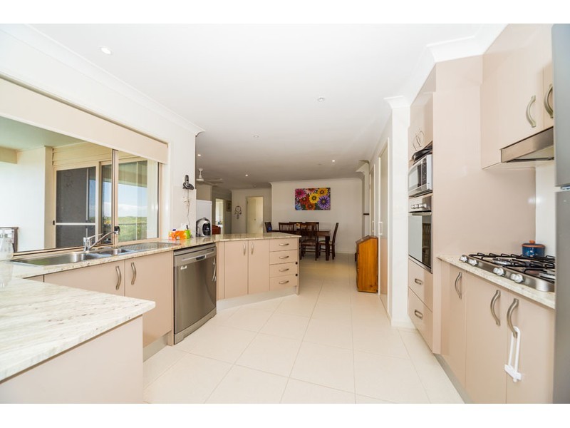 24 Currawong Crescent, Upper Coomera QLD 4209