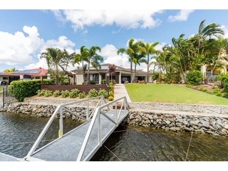 3 Windchimes Way, Helensvale QLD 4212