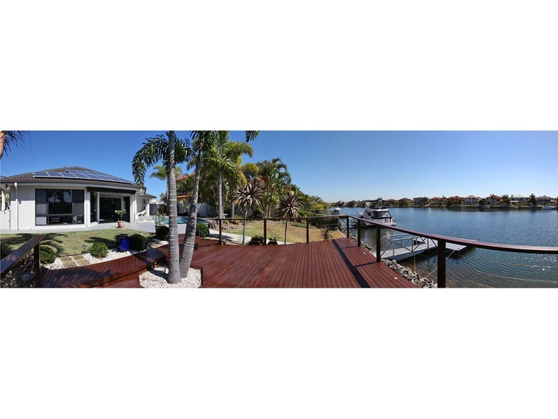 3 Windchimes Way, Helensvale QLD 4212