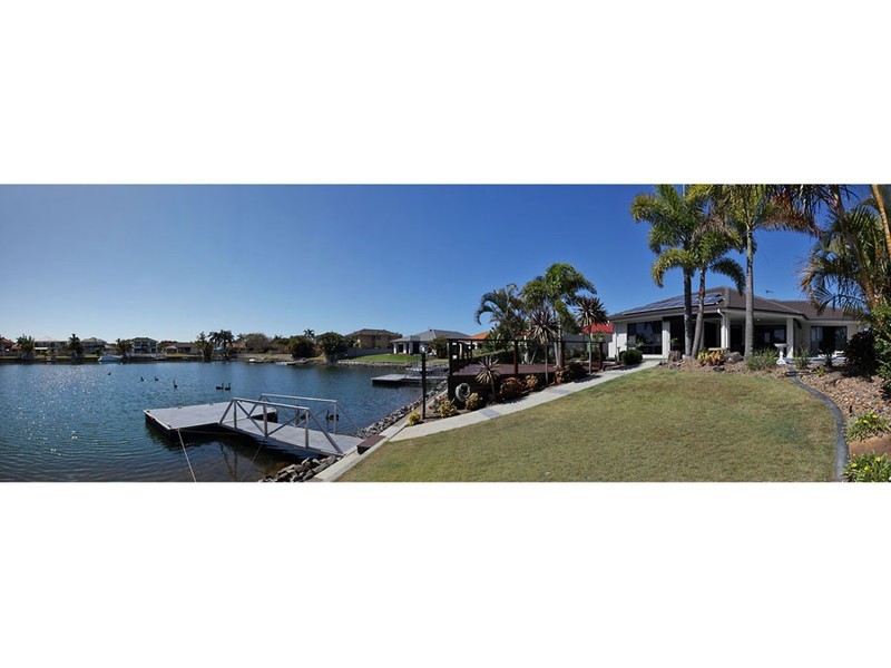3 Windchimes Way, Helensvale QLD 4212