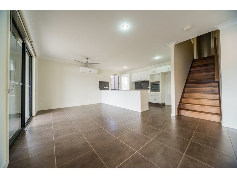 6B Kaplan Street, Oxenford QLD 4210