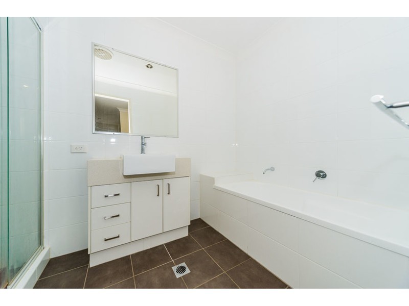 6B Kaplan Street, Oxenford QLD 4210