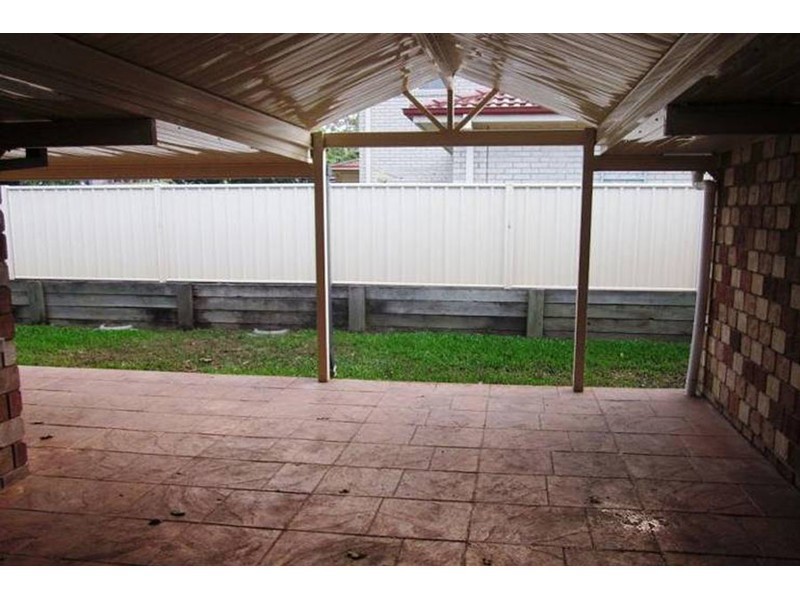 8 Tandanus Court, Oxenford QLD 4210