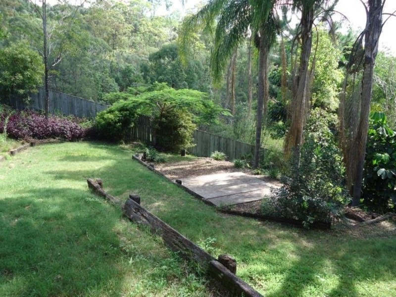 17 Phoenix Street, Pacific Pines QLD 4211