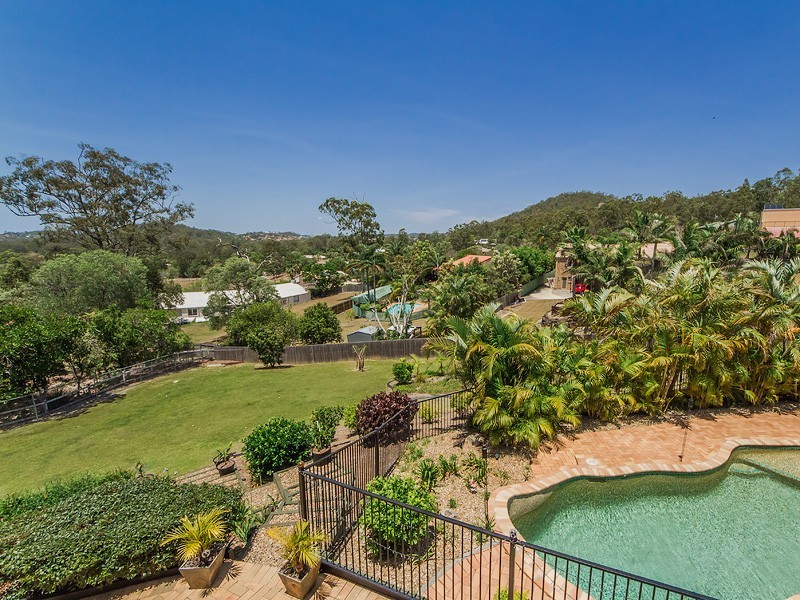 5 Roche Court, Oxenford QLD 4210