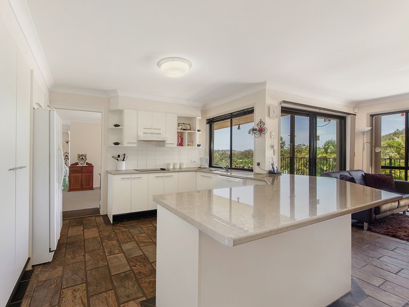 5 Roche Court, Oxenford QLD 4210
