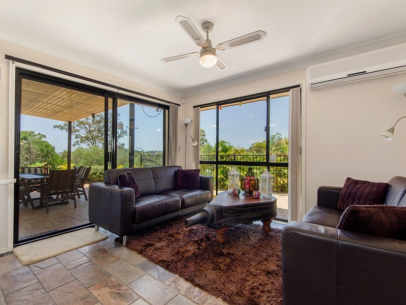 5 Roche Court, Oxenford QLD 4210