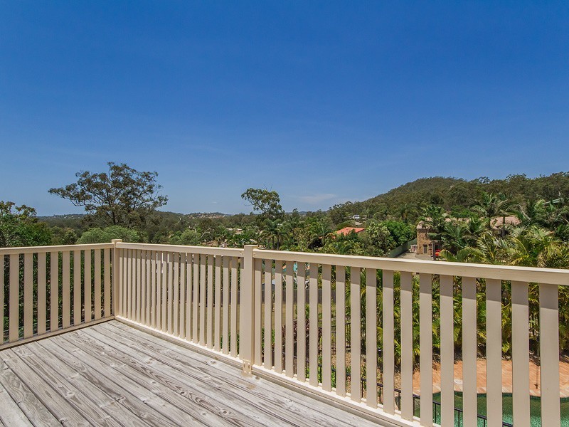 5 Roche Court, Oxenford QLD 4210